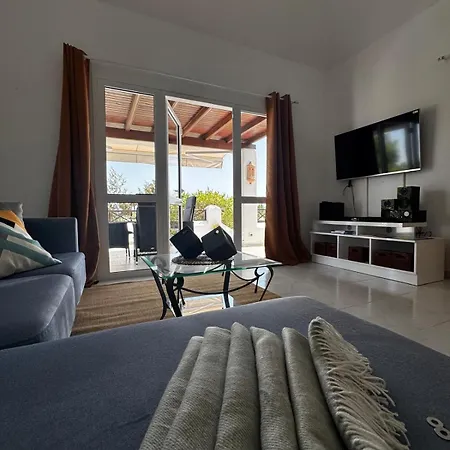 Privada Con Jardin,2 *